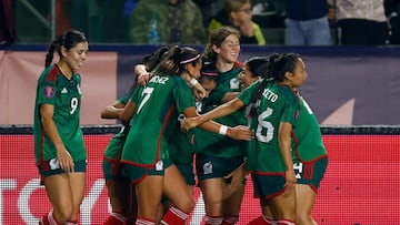 CARSON, CALIFORNIA - FEBRUARY 26: Jaqueline Ovalle #11 of Mexico celebrates a goal against the United States in the first half during Group A - 2024 Concacaf W Gold Cup match at Dignity Health Sports Park on February 26, 2024 in Carson, California.   Ronald Martinez/Getty Images/AFP (Photo by RONALD MARTINEZ / GETTY IMAGES NORTH AMERICA / Getty Images via AFP)