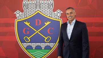 Jos¨¦ Gomes en su presentaci¨®n con el Chaves.