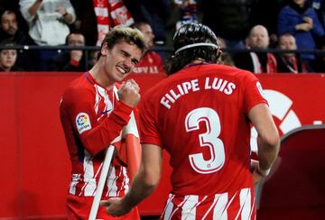 0-2. Griezmann celebr¨® el segundo gol.