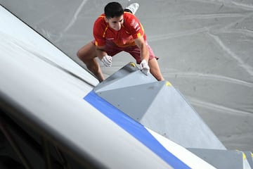 Alberto Ginés medalla de oro en escalada