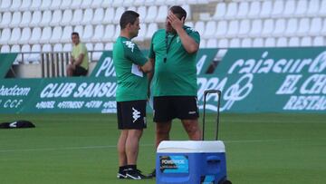 Sandoval, preocupado por las facilidades de su equipo atrás