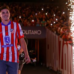 Julián Alvarez ya es un éxito comercial