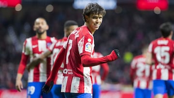 Jo&atilde;o F&eacute;lix celebra un gol al Alav&eacute;s.