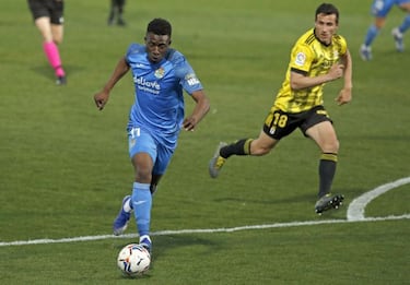 El gol de Garcés reabre el debate en la punta azulona