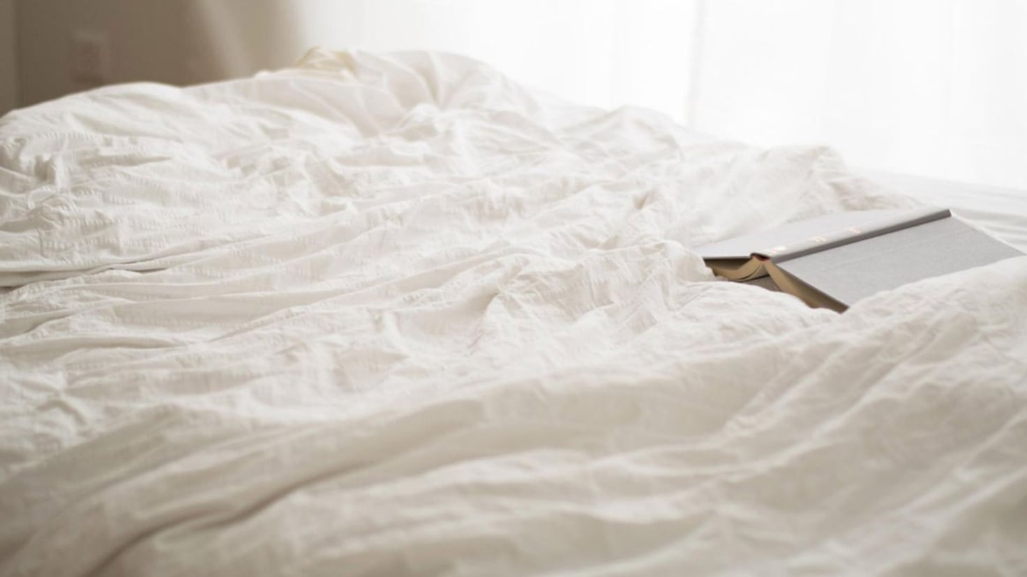 If you don't make your bed in the morning, psychologists say you probably have these 7 common traits - AS USA