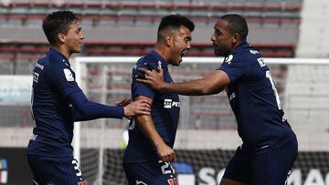 1x1 de la U: Espinoza inició la reacción azul en el complemento