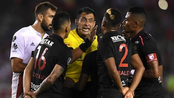 River Plate y Santa Fe empatan 0-0 en Buenos Aires