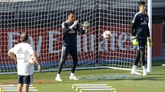 Contrasting fortunes for Keylor and Courtois in San Mamés
