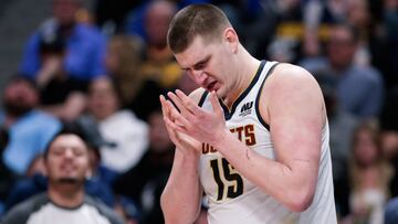 Los Nuggets golpean primero: Jokic, inconmensurable (37+9+6)