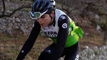 El ciclista del Kern Pharma Raúl García Pierna, durante un entrenamiento.
