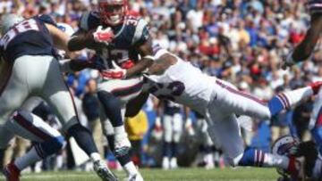 Dion Lewis, la nueva estrella corredora de los Patriots.