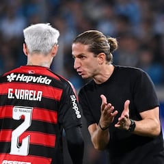 Filipe Luis acaricia la gloria