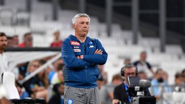 Carlo Ancelotti, entrenador del Nápoles