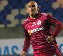 El golazo de ‘Chupete’ Suazo del que todos hablan en redes sociales