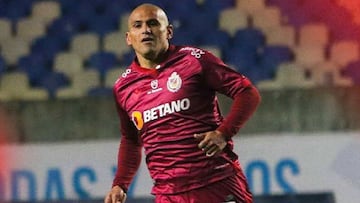 El golazo de ‘Chupete’ Suazo del que todos hablan en redes sociales