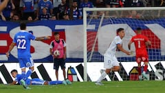 Futbol, Universidad de Chile vs Huachipato.
Fecha 1, campeonato Nacional 2023.
El jugador de Huachipato Maximiliano Rodriguez, izquierda, celebra su gol contra Universidad de Chile durante el partido por la primera division disputado en el estadio Santa Laura.
Santiago, Chile.
23/01/2023
Jonnathan Oyarzun/Photosport

Football, Universidad de Chile vs Huachipato.
1st date, 2023 National Championship.
Huachipato’s player Maximiliano Rodriguez, left, celebrates his goal against Universidad de Chile during the first division match held at Santa Laura stadium.
Santiago, Chile.
01/23/2023
Jonnathan Oyarzun/Photosport