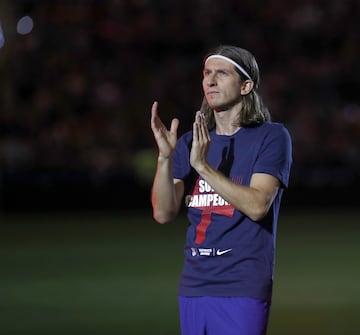 El Atlético celebró la Supercopa de Europa con su afición