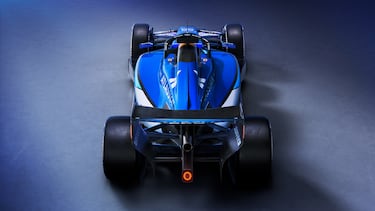 La decoración se mostró sobre una maqueta genérica, no sobre el coche real.