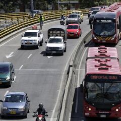 Pico y placa en Bogotá y Medellín hoy, 16 de noviembre: restricción, horarios y excepciones