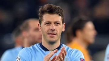 20 de diciembre: 35 años cumple el defensa argentino Martín Demichelis. Es jugador del Manchester City de Manuel Pellegrini.