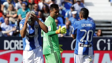 Mantovani se lamenta tras el partido ante el Valencia.