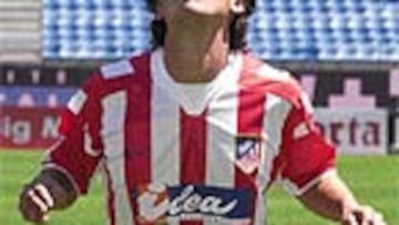 Demetrio Albertini / Atlético de Madrid / Procede del Milán / 30 años /Llega cedido / Italiano (comunitario) / Contrato hasta 2003