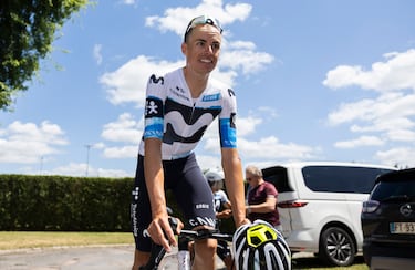 Para el balear será su séptimo Tour, el sexto en las filas del Movistar. En 2020 y 2021 logró acabar quinto y sexto, respectivamente, y un año más el de Artá será la referencia para el equipo de cara a un puesto noble en la general. En el Tour de 2024 logró terminar una etapa en tercera posición tras recalcular objetivos y buscar protagonismo en escapadas.