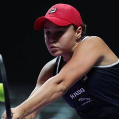 Barty acabará 2019 como nº 1 y Osaka debuta con victoria