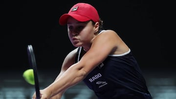 Ashleigh Barty arranc&oacute; con victoria el Masters WTA.