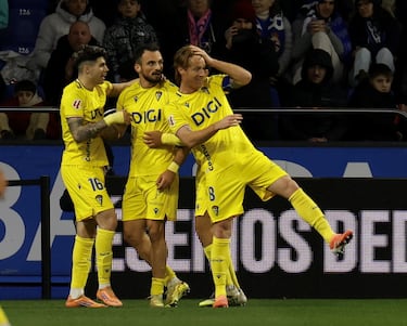 El Kvaratskhelia de la Bahía volvió a ser decisivo. Su golazo en la recta final del partido le permitió al Cádiz puntuar en Riazor.

