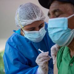 Aprobada la cuarta dosis de la vacuna contra la Covid-19 para mayores de 50: cuando se comenzará a vacunar