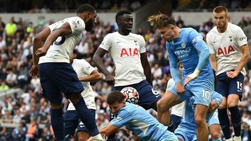 Davinson S&aacute;nchez, con calificaci&oacute;n alta tras partidazo ante el City