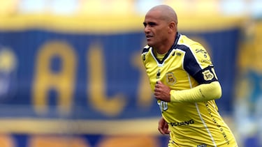 Futbol, Everton vs San Luis.
Fecha 3, grupo D, Copa Chile 2025.
El jugador de San Luis Humberto Suazo es fotografiado durante el partido del grupo D de la Copa Chile contra Everton disputado en el estadio Sausalito de Vina del Mar, Chile.
08/02/2025
Andres Pina/Photosport
Football, Everton vs San Luis.
3rd turn, group B, 2025 Copa Chile Championship.
San Luis player Humberto Suazo is pictured during a group D match of the Copa Chile Championship against Everton at the Sausalito stadium in Vina del Mar, Chile.
08/02/2025
Andres Pina/Photosport