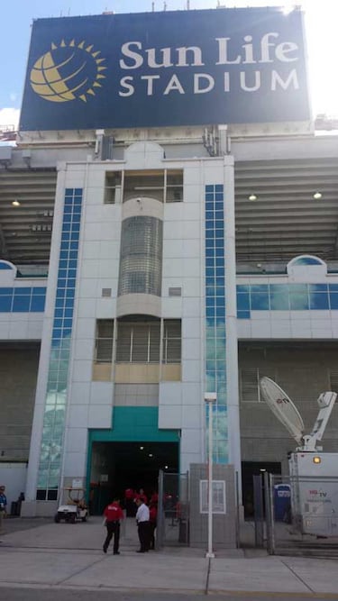 TRIBUNA LIBRE: Un juego de la NFL, visto desde adentro. Desde muy adentro.