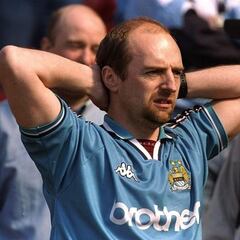 El Racing de Ferrol, a cuatro puntos del Manchester City