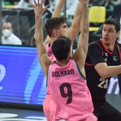 Huskic no acaba el año en Bilbao