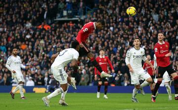 Soccer Football - Premier League - Leeds United v Manchester United - Elland Road, Leeds, Britain - February 12, 2023 Manchester United's Marcus Rashford scores their first goal Action Images via Reuters/Lee Smith EDITORIAL USE ONLY. No use with unauthorized audio, video, data, fixture lists, club/league logos or 'live' services. Online in-match use limited to 75 images, no video emulation. No use in betting, games or single club /league/player publications.  Please contact your account representative for further details.