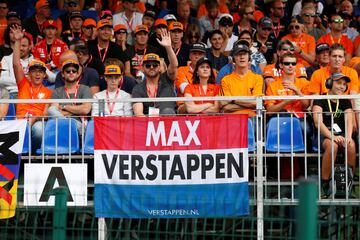 Seguidores de Max Verstappen presentes en Spa-Francorchamps. 