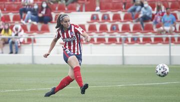 Carmen Álvarez, jugadora del Atlético.