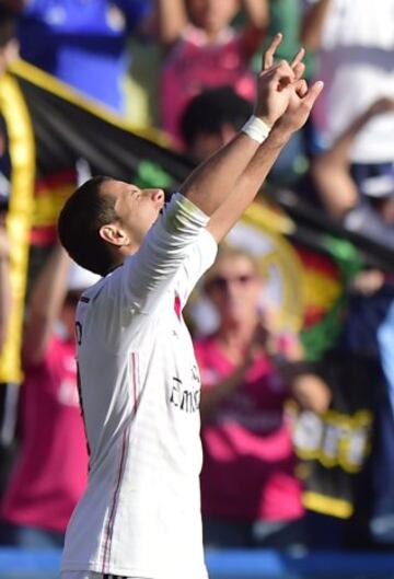Chicharito celebra el 0-2.