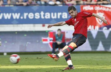 El canterano madridista jugó en el Real Madrid entre 2001 y 2006. En Osasuna estuvo entre 2007 y 2010.