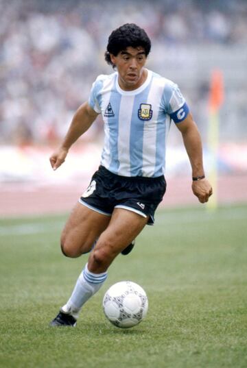 En el Mundial de 1994 fue expulsado por dar positivo en la prueba antidoping.