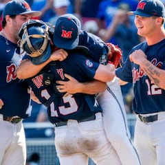 Who made it to the NCAA Men’s Baseball World Series finals in Omaha?