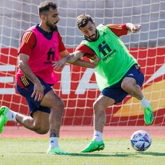 La renovación de Gayà entra en su recta final