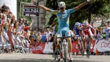 Nibali trabaja para que Ponzi remate en el Castillo de Burgos