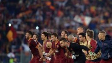 La Roma doblega al Milán y aplaza el alirón de la Juventus