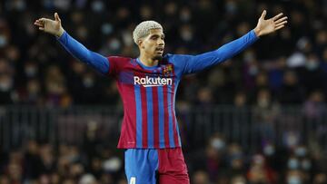 Ronald Araújo, en el Camp Nou.