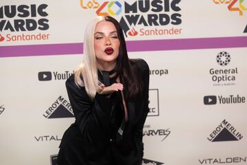 Jedet posa a su llegada al photocall de LOS40 Music Awards.
