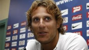 Forlán: "Espero firmar la renovación esta misma semana"