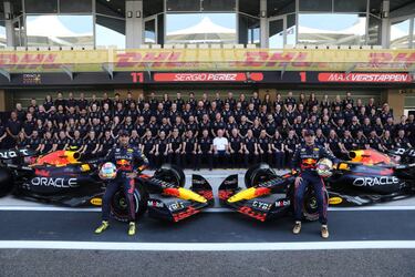 Red Bull defiende a Max Verstappen tras lo sucedido con Checo Pérez